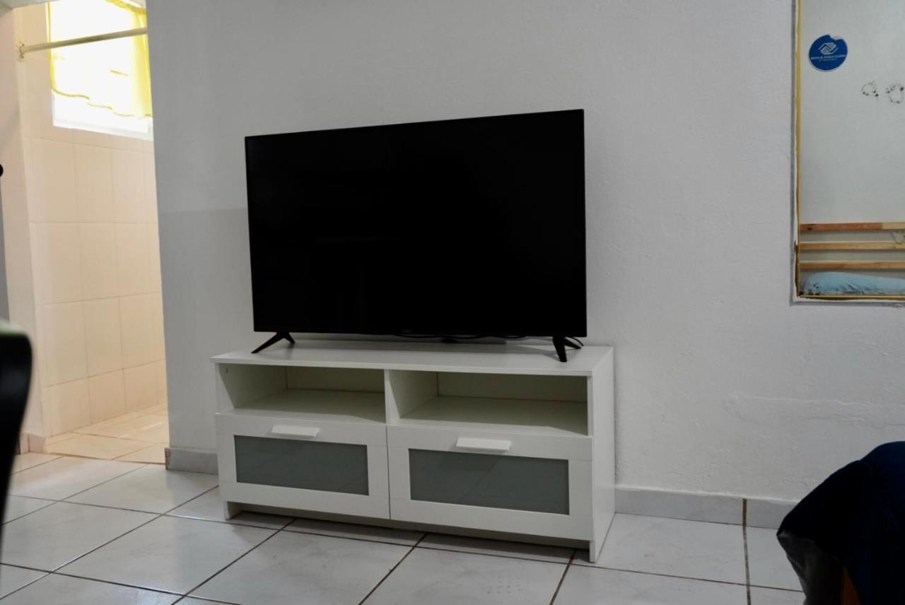 All You Need Studios Walking Distance To Beach Isla Verde 圣胡安 外观 照片